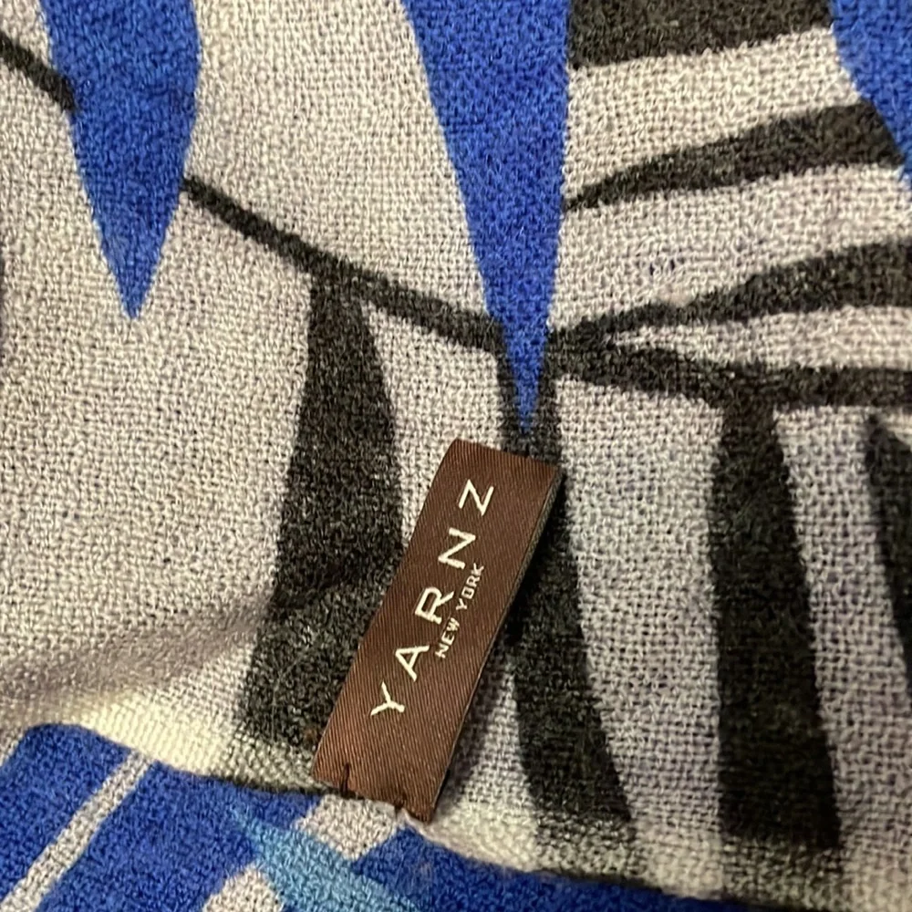 N/A blue black